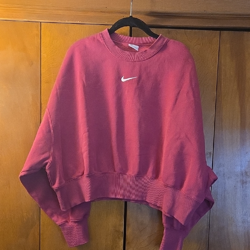 Nike Phoenix Fleece Sweet Beet Cropped Crewneck Sweatshirt